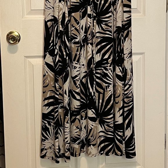 Lane Bryant Summer Maxi Dress 18/20 (1X) - Picture 9 of 10